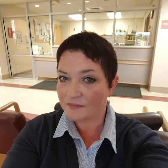 Meet your Posher, Lisa - Picture 1 of 1